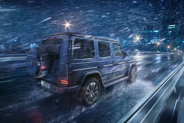 Rent Mercedes G63