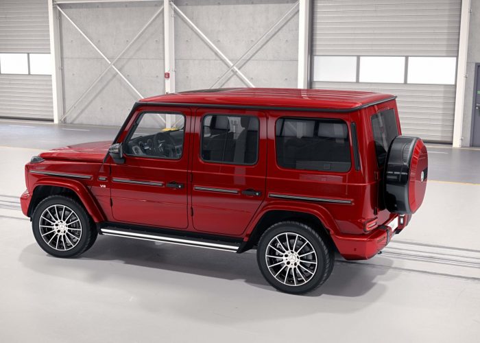 Rent Mercedes G63