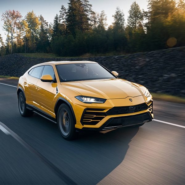 Rent Lamborghini Urus