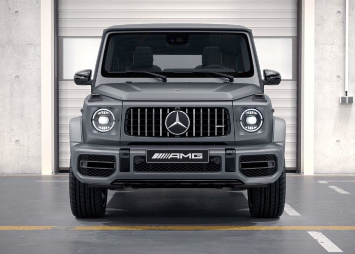 Rent Mercedes G63